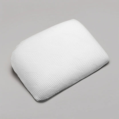 Flat memory foam pillow