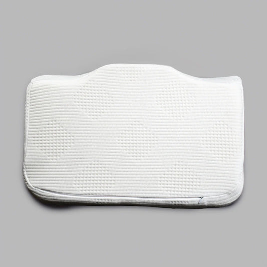 Curvy memory foam pillow